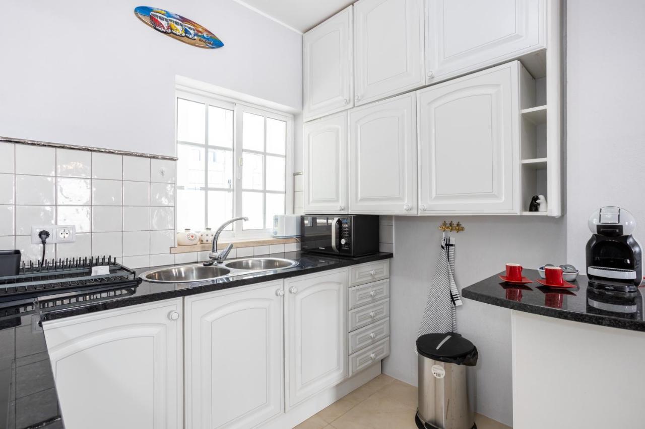 Newly Renovated 2 Bedroom Townhouse - Close To Salema Beach Exterior photo